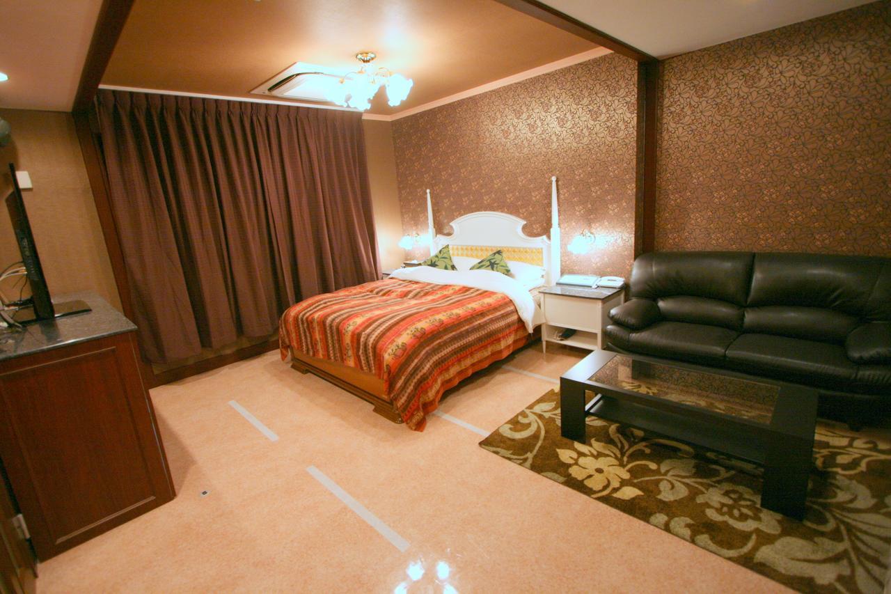 Hotel Sari Resort Takinoyashiro (Adults Only) Kato  Exterior foto